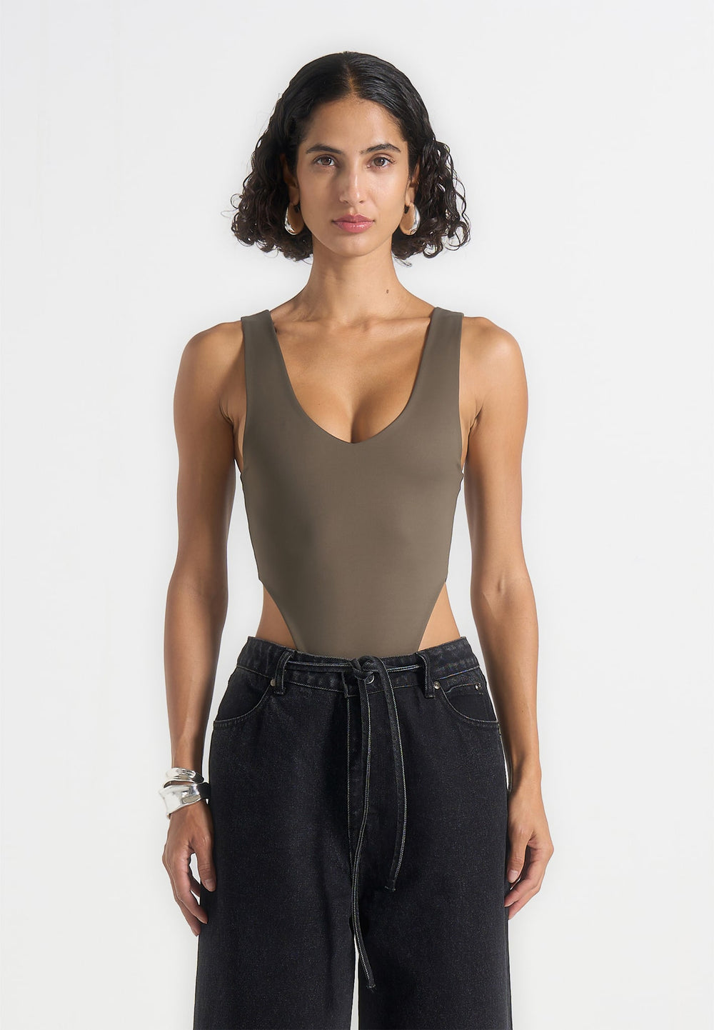 BS001 V-neck bodysuit in olive